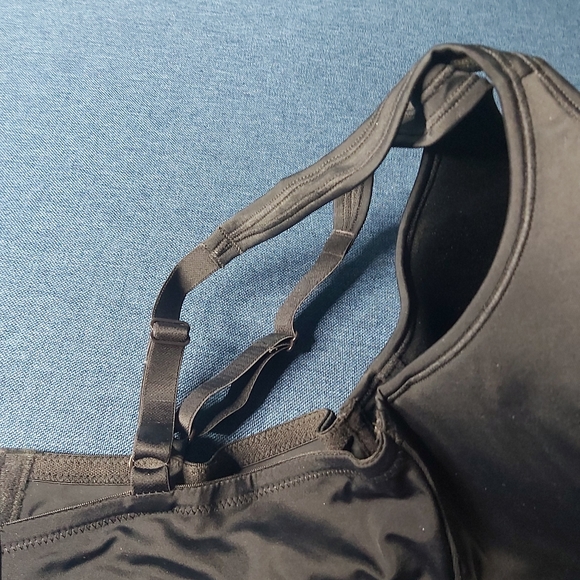 Hanes bra - Picture 10 of 10